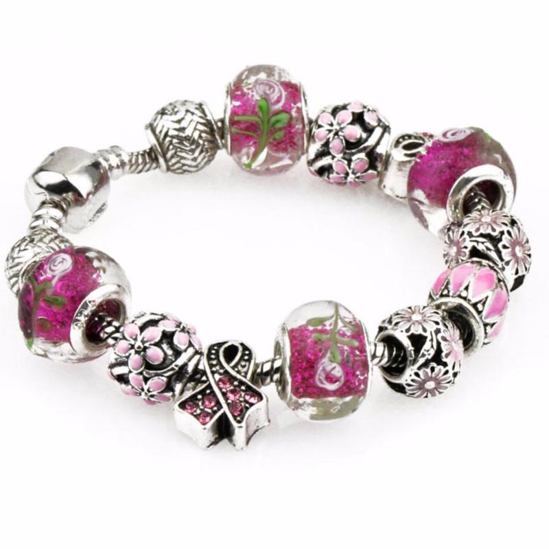 Vòng đeo tay charm phong thủy màu hồng lãng mạn và điệu đà mẫu 04
