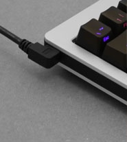 Ducky Mini Feature:Convenient cable connector location
