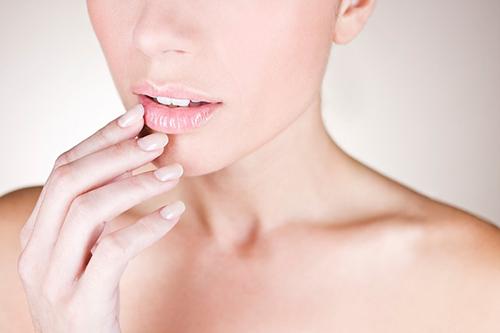 Son dưỡng môi có màu ChapStick Skin Protectant Classic Cherry 4g - 3