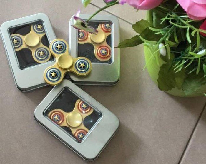 Con quay 3 cánh ngôi sao hộp nhôm