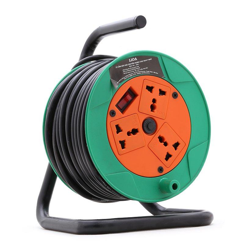Ổ cắm kéo dài quay tay LiOA kiểu Rulo 20m 15A QN20-2-15A
