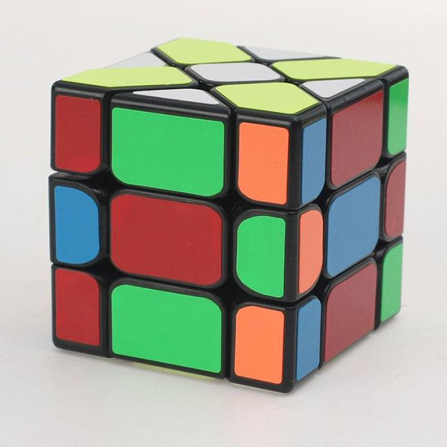 Đồ chơi rubik biến thể hình xiên
