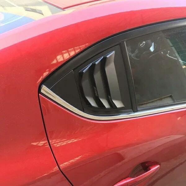 Cánh gió Mazda3 dáng thể thao cực độc 2