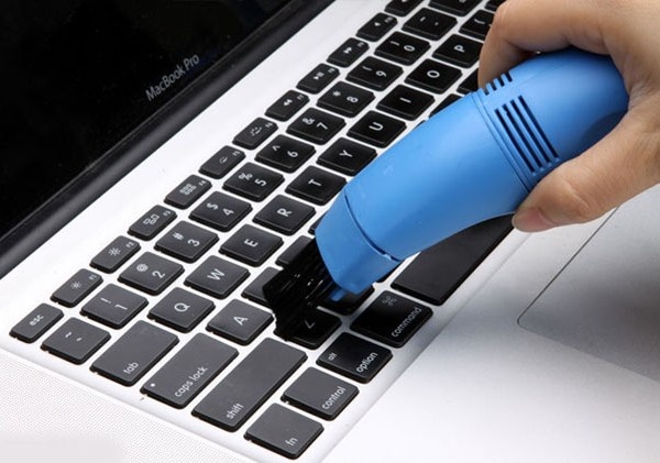 Kết quả hình ảnh cho Hút bụi máy tính mini