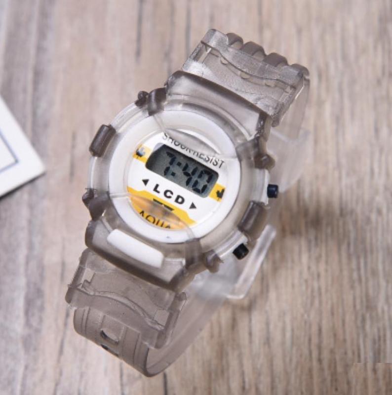 Giá bán Đồng hồ Led cho bé dây Silicon shop thích trẻ nhỏ nên bán giá tốt xem như 1 món quà gửi đến các bé (Xám)