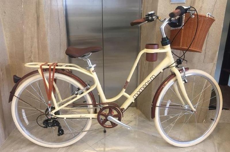 Phân phối Xe đạp city GIANT INEED LATTE 2019 (Kem)