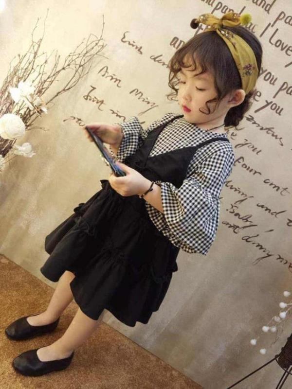 Nơi bán Đầm yếm phối tay áo caro bé gái nhập khẩu Quảng Châu-Annashop123 Ms386