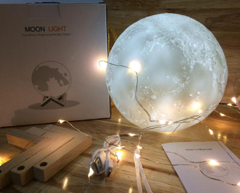Đèn Ngủ Mặt Trăng Ver2018 size 12 - 15 - 17 - 20cm(cảm biến đổi màu) tặng kèm đế gỗ