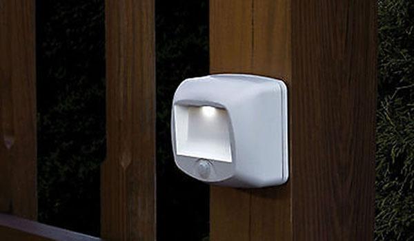 Bán buôn đèn led cảm ứng Mighty Light siêu sáng