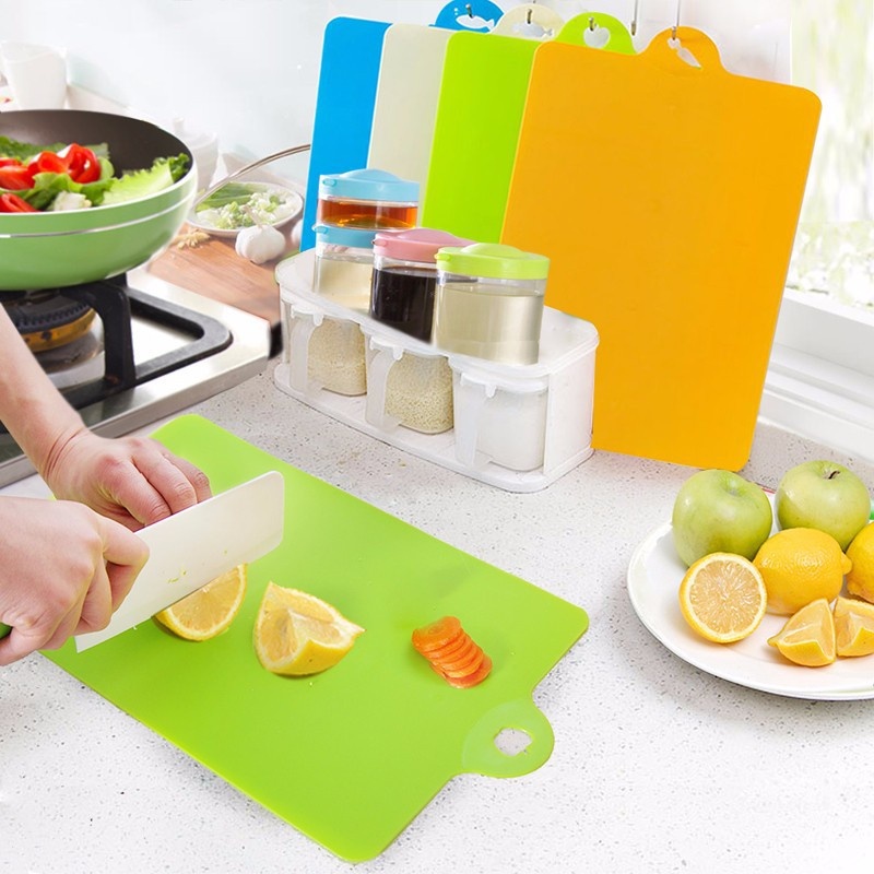 Thái rau củ quả bằng thớt dẻo Nhật