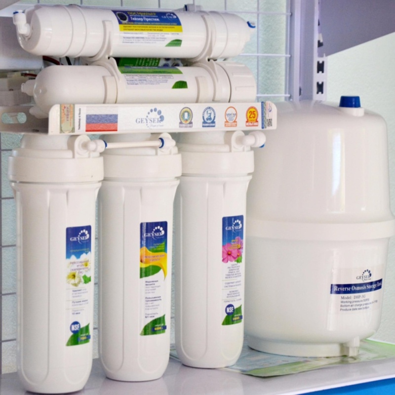 Máy lọc nước RO Geyser Nhập Khẩu