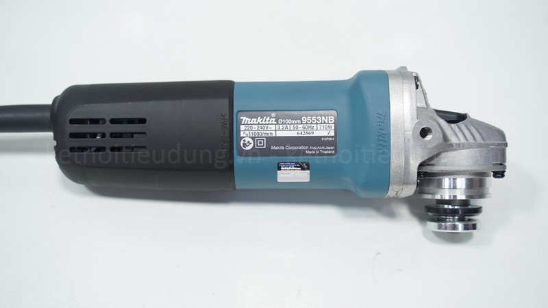 Máy mài góc Makita 9553NB