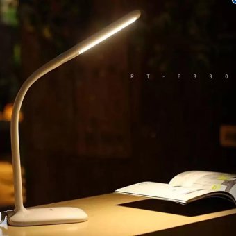 Đèn LED để bàn đa năng đọc sách và học bài có cổng sạc smartphone thông minh Remax RT- E330...