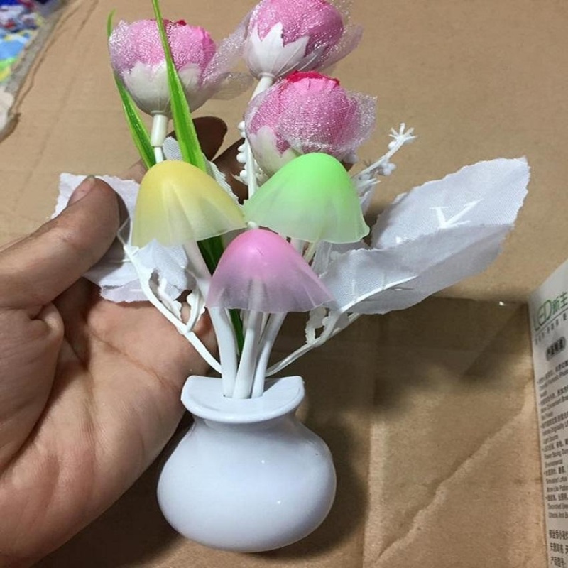 Bảng giá Mua Đèn Ngủ Cảm Ứng 3 Nấm Mẫu Mới To Và Cực Đẹp