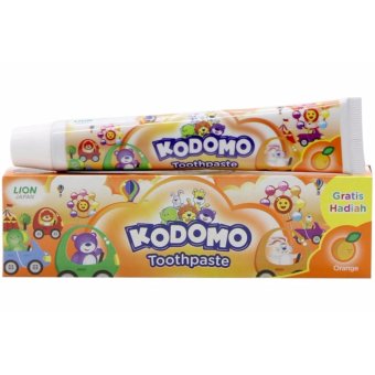 Kem đánh răng trẻ em Kodomo hương cam(Không Cay)  
