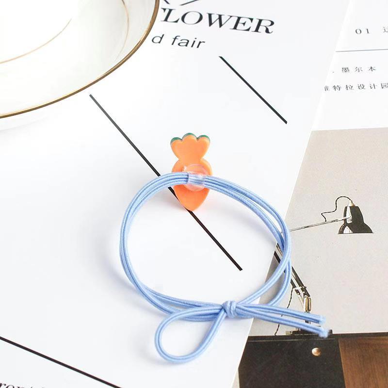 Bộ sản phẩm : 1 buộc tócChất dai bền, co dãn hiệu quả caoSize trung dễ sử dụngShop giao mẫu ngẫu nhiên nhiều mẫu cho khách