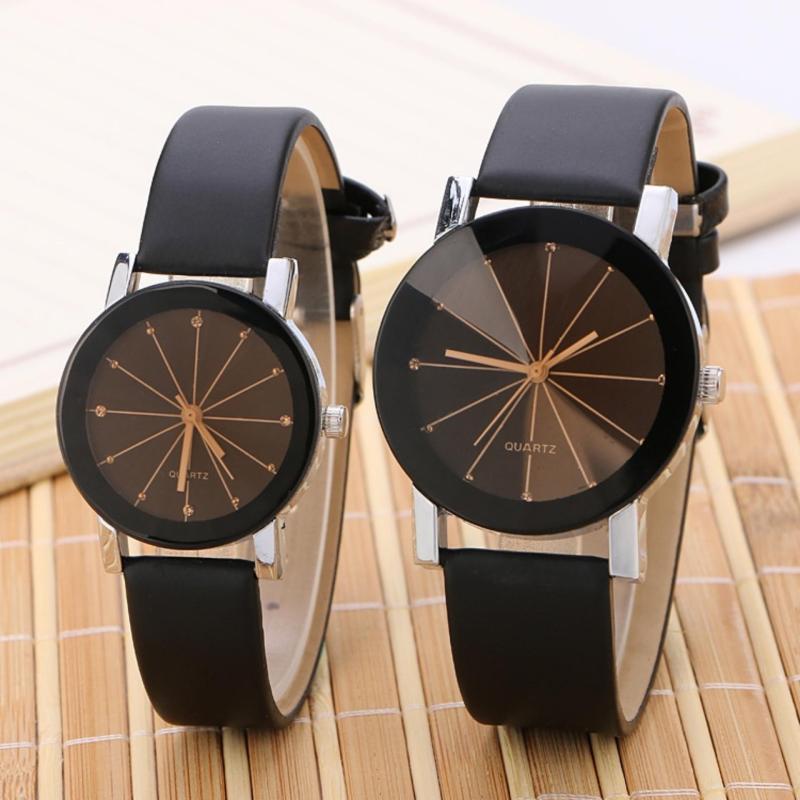 Nơi bán Đồng hồ cặp dây giả da kim màu vàng GTM
