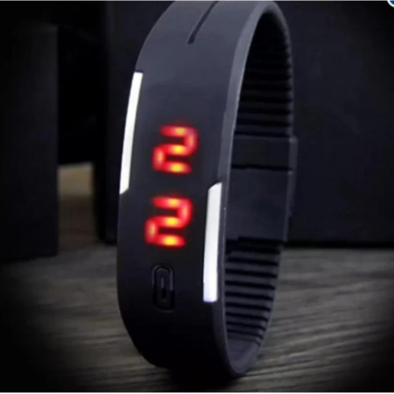 Nơi bán Đồng hồ LED dây nhựa thời trang nam nữ (Đen)