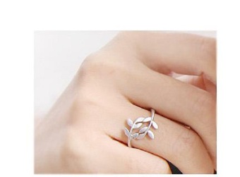 Nhẫn chiếc lá, phong cách Hàn Quốc (bạc)  