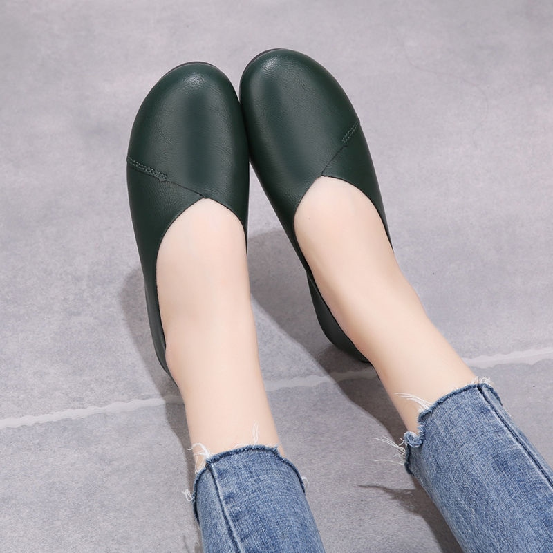 Cresfimix zapatos women fashion comfortable soft pu leather slip on flat shoes lady casual solid shoes female retro shoes a2424 18