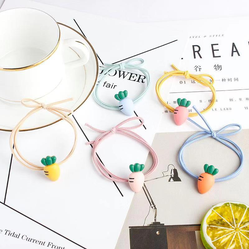 Bộ sản phẩm : 1 buộc tócChất dai bền, co dãn hiệu quả caoSize trung dễ sử dụngShop giao mẫu ngẫu nhiên nhiều mẫu cho khách