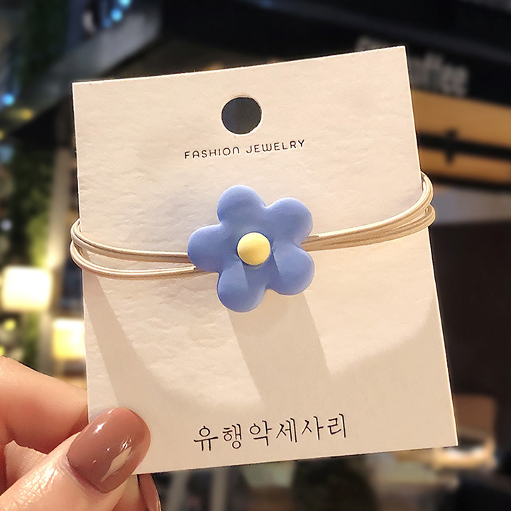 Bộ sản phẩm : 5 buộc tócChất dai bền, co dãn hiệu quả caoSize trung dễ sử dụngShop giao mẫu ngẫu nhiên nhiều mẫu cho khách