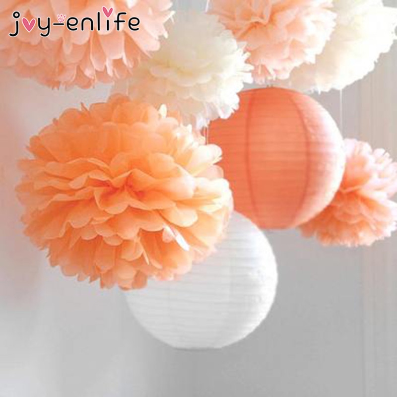 Whimsical and Festive DIY Pom Pom Wreath | Jewels at Home