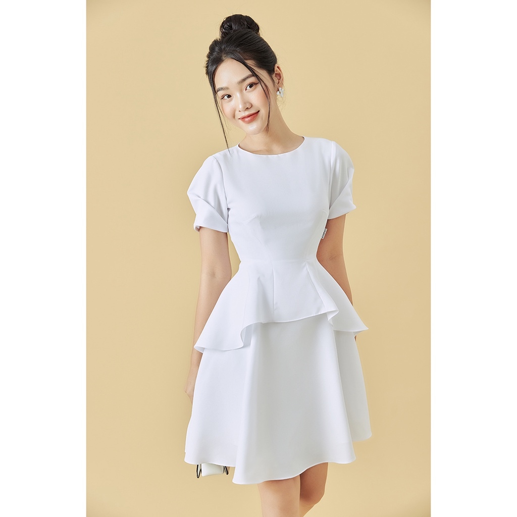 Set bộ trắng áo vest croptop phối khuy ngọc, chân váy xòe tiểu thư vải xốp  tổ ong túi ngực-Hana36 | Shopee Việt Nam